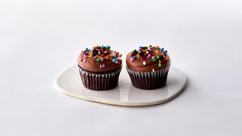 Chocolate Cupcakes w/ Chocolate Buttercream - 2 Count