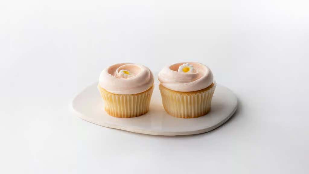 Vanilla Cupcakes w/ Vanilla Buttercream - 2 Count